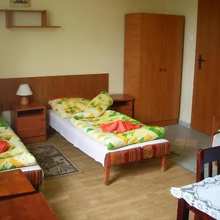 Pulaskiego אורחן *